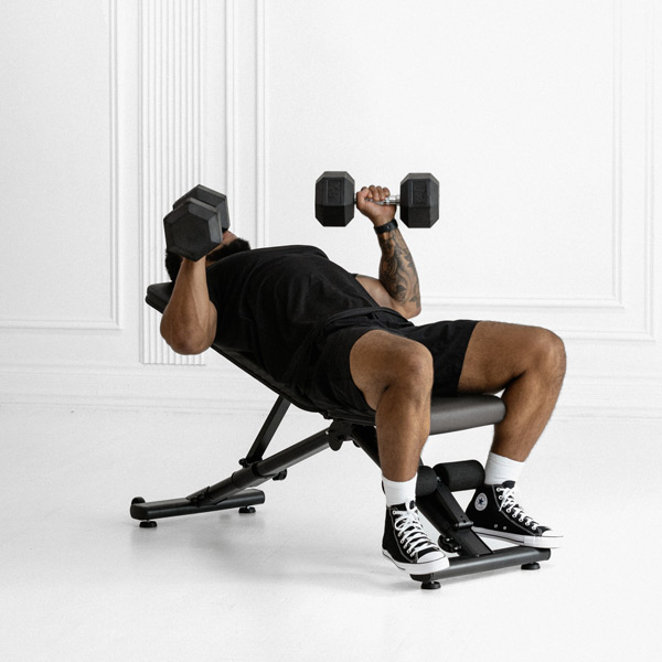 Dumbbell Incline Bench Press - Exercise Guide | Motra